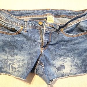 Faded Glory Juniors Shorts